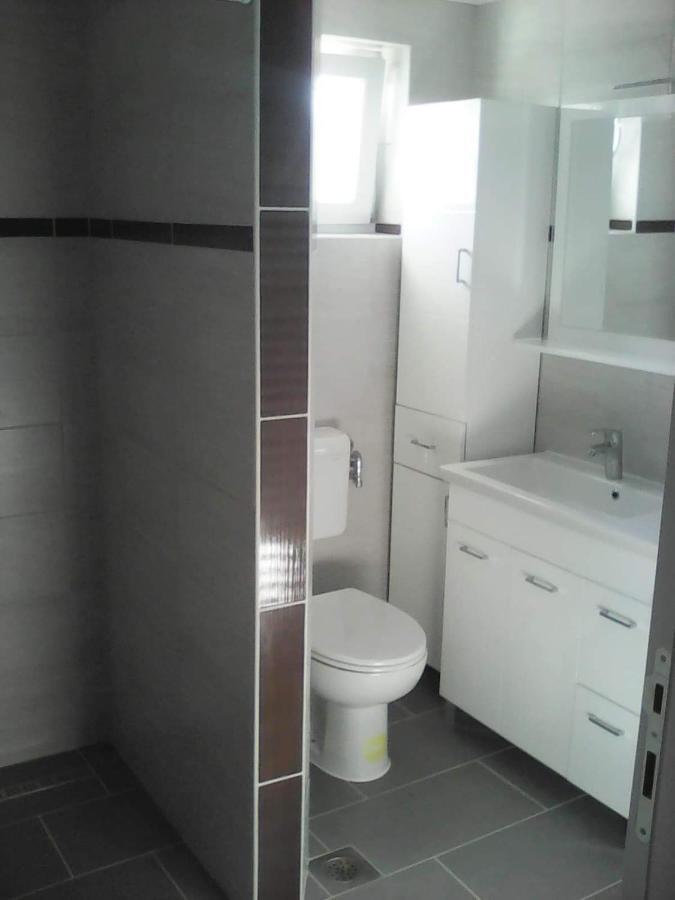 Apartmani Pavkovic Stari Mikanovci Esterno foto