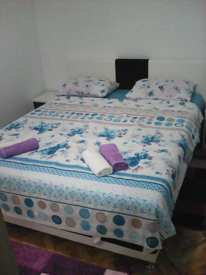 Apartmani Pavkovic Stari Mikanovci Esterno foto